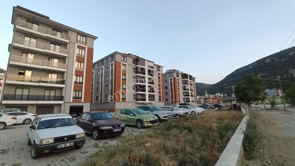 Abit Gm Yarenlerde 3 Yıllık 2+1 Cam Balkonlu Arakat Daire