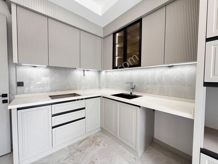 Yuvam Emlak’tan Şemikler Mahallesi’nde Sıfır Satılık Daireler!