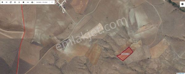 Kavacık Mahallesinde Satılık (4.380 M2) Tarla