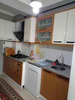 Recep Ümit Emlak'tan Fatih Mahallesinde Gaffar Okan Caddesi Yanında Satılık 2+1 Daire