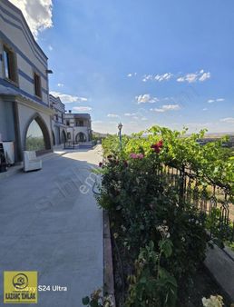 3 Adet Vılla 2700 M2 Icerısınde Bakımlı Masrafsız