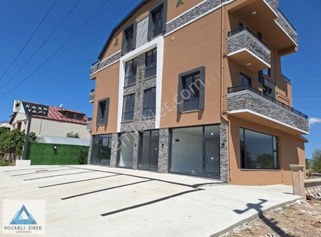 Başiskele'de Üniversite Yanı Cadde Üstü 2+1 Sıfır Arakat Daire