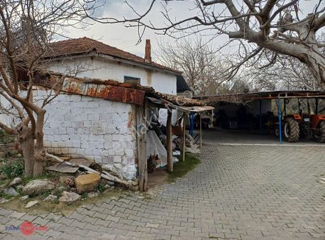 Satılık 3237 M2 Bahçeli, 5 Odalı Müstakil Ev