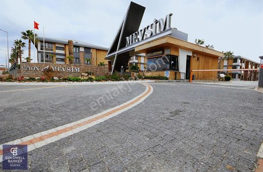 Edremit'in En Gözde Sitesinde 3+1 Ara Kat Ultra Lüks Daire