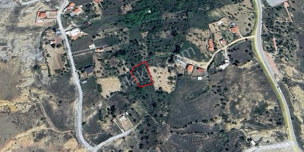 Sulutas'da Bahçe İmarlı Müstakil Cazip Arazi