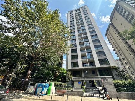 Erenköy Ethemefendi Caddesinde 7/24 Güvenlikli Havuzlu Prestijli Binada