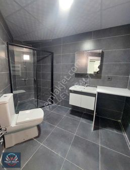 Valley Realtyden Hatip Mahallesinde Ayrı Mutfaklı, Balkonlu