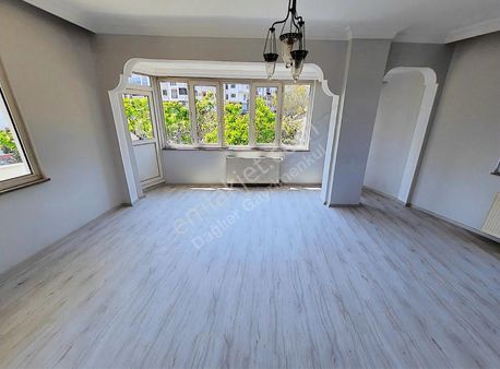 Dağlıer Gayrimenkul'den Satılık 2+1 Ara Kat Daire