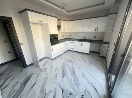 Akçay Aras Emlaktan Altınkumda Ön Cephe Geniş 3+1 Dubleks