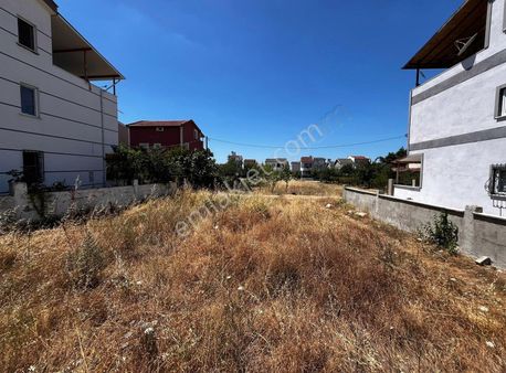 Projeli Ruhsatlı 251 M2 3 Kat Villa İmarlı Denize 800 Metre