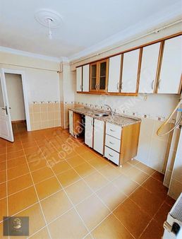 Çorlu Nusratiye Mh 3+1 145m2 4 Kat Asansörlü Ara Kat Daire