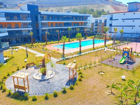 Havuzlu Site Şık Modern Daire