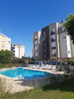 Atabay'dan Rauf Denktaş Caddesinde Satılık Havuzlu Ara Katta 2+1 Daire