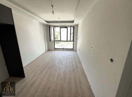 Macit'den Dumlupınar Mahallesinde 1+1 Eşyalı Daire
