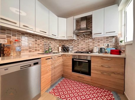 Marmaris Sitelerde Denize Yakın Eşyalı Bakımlı 2+1 Satılık Daire