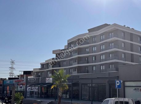 Real Center\\bornova Neva Suits'de Geniş Teraslı Ultra Lüks 1+1