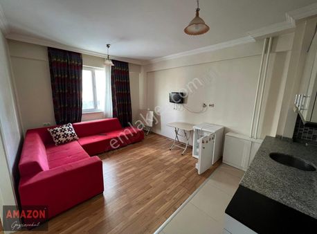 Amazondan Üniversite Civarı Eşyalı 1+1 Satılık Fırsat Daire !!!