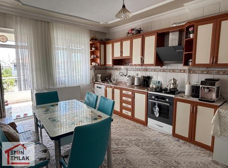 Emin Emlak Satıyor... Çeltek Mah. Garajlı Satılık Daire