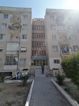 Kuşadası Eski Salı Pazarında Satılık 2+1 Daire