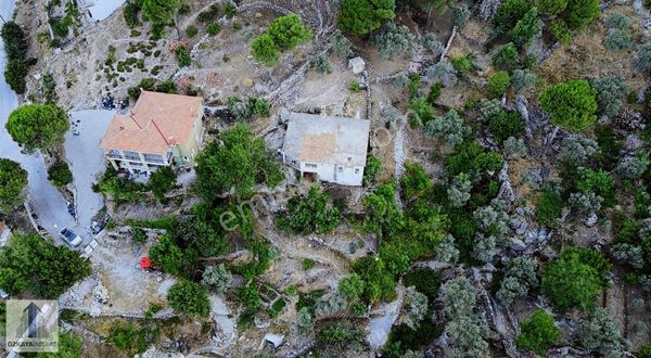 Satılık Geniş Arazili Müstakil Ev