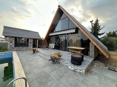 658 Metre Arsalı Havuzlu 3+1 Müstakil Eşsiz Özel Villa