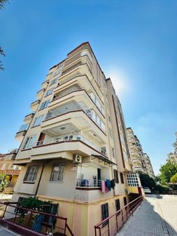 Doğu Emlak'tan Uygun Satılık 4+1 230m2