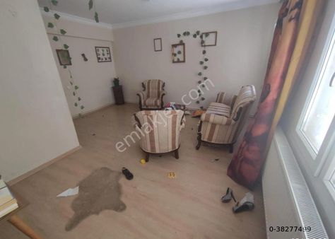 Konak Çankaya Mahallesinde 2+1 Giriş Katı Satılık Daire