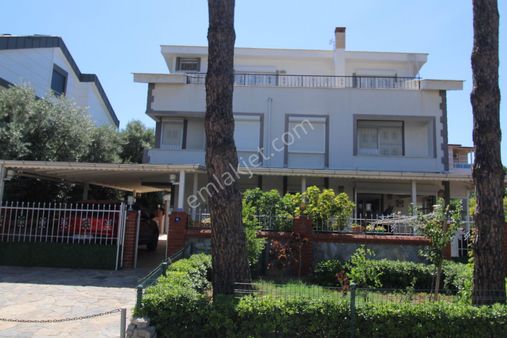 Aydın Didim Altınkum Mahallesi 6+1 Ayrı Mutfak Villa Tam Müstakil Yeşilkent Te Denize 100 Metre