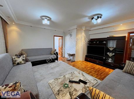 ▄vega▄gayrimenkul▄ Cadde Üzeri Aile Yaşamına Uygun Ferah Daire