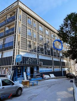 Bayraklı R. Şevket İnce Mahallesi Eşyalı Kiralık Daire