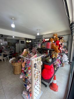 Sahabiyede İşlek Cadde Üstünde 85m2 Devren Kiralık Çiçekçi Ve Organizasyon Dükkanı