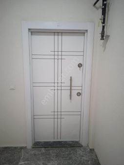 Yalova Merkez'de 2+1 Ebeveyn Banyolu Fırsat Geniş Daire