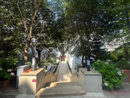 Tarabya Sanatçılar Sitesi Satılık Dubleks Daire Bakımlı