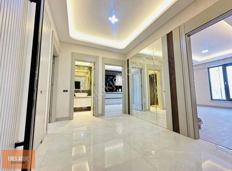 Enes Acur' Dan Kuzey Meram Da 4+1 Site İçi Lüks Sıfır Daire