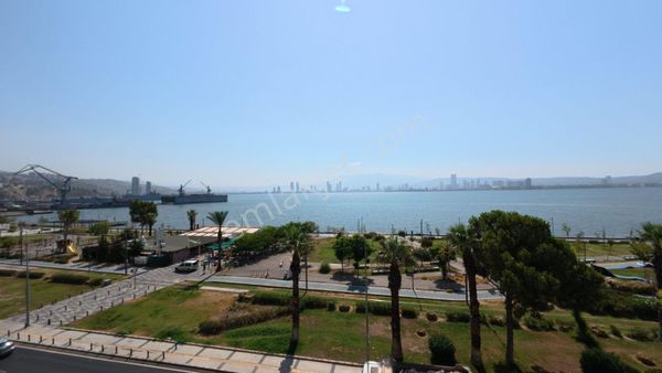 Karşıyaka Alaybey Sahilinde 3+1 Full Deniz Manzaralı Arakat