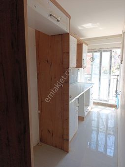 Merkezi Konumda Ayrı Mutfak 1+1 Satilik Daire