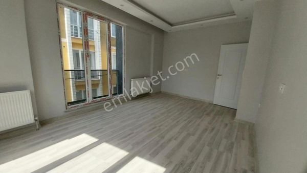 Ekşioğlu 'dan Tekirdağ Süleymanpaşa Çiftlikönü Mahallesi Satılık Daire 2+1