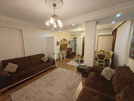 Güncel İlan!! Cumhuriyet Mahallesi Cadde Yanında 4+2 Dubleks Daire