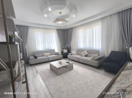 Bağcılar Havaalanı Kavşağı'nda Satılık 3+1 Arakat Full Masraflı Daire