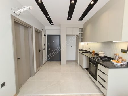 İz'den Kıyıboyunda 1+1 Sıfır Daire !!!!!