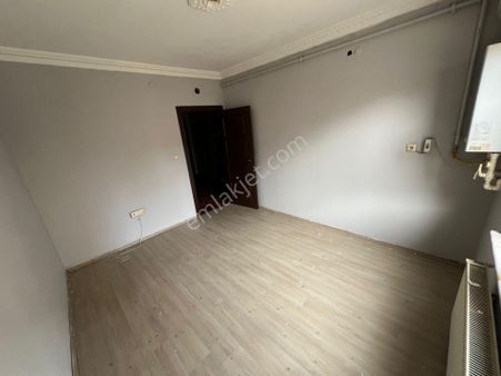 Akademi'den Güllük'te Ara Kat Ön Cephe 1+1 Satılık Daire