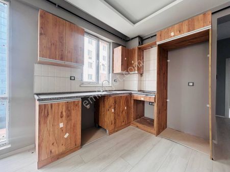 Atakumda Ara Kat İskanlı Bina Satılık Sıfır 1+1 Daire