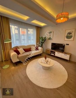 Çağandan Üniveriste Ve Cafeler Yakını Sıfır Eşyalı Satılık Daire