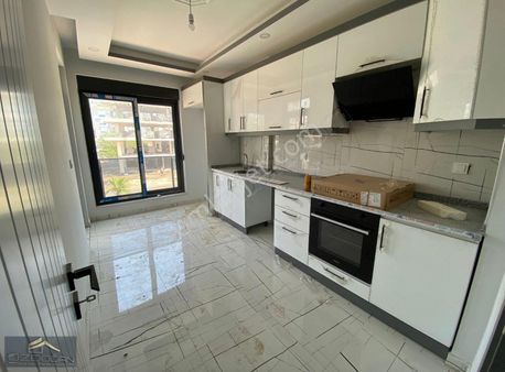 2+1 Sıfır Herşey Ayrı Ebeveyn Banyo Asansörlü Cadde Üstü Satılık