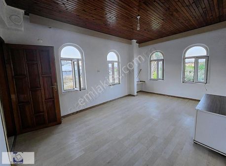 Hatıplar'da 1+1 Kiralık Daire