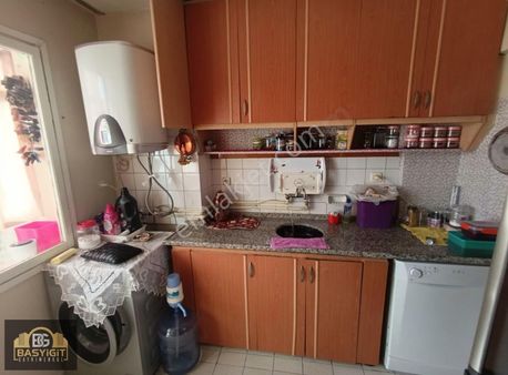 Kethüda Mh. 42. Sokak Üzeri,2+1,100 M2. Satılık Daire