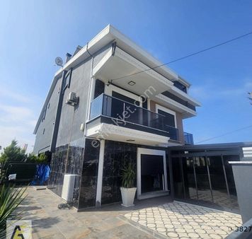 🌟 Didim Hisar Mahallesi’nde Güneş Enerjili ☀️, Havuzlu 🏊‍♂️, Akıllı Sistemli 🛠️ 5+1 Villa