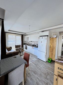 Cami Mahallesinde Müstakil Girişli Bahçeli 2+1 Satılık Daire