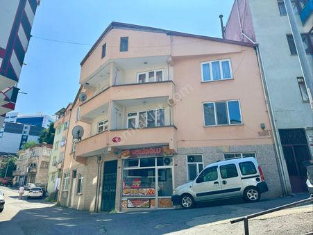 Şehir Merkezinde 6bağımsız Bölüm Satılık Bina