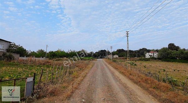 Yalı Gayrimenkul | Çakırlarda Satılık Köşe Başı Arsa